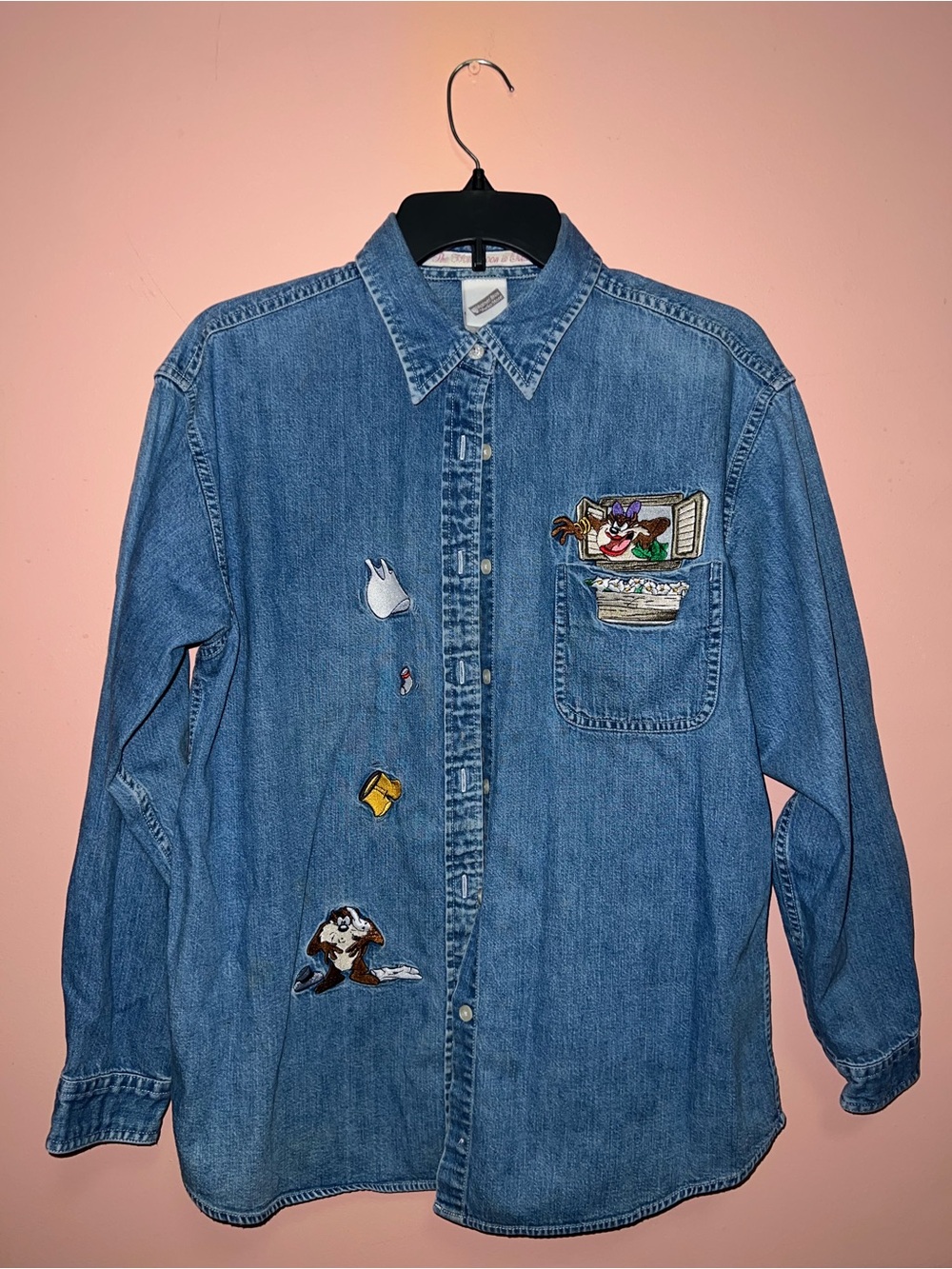 Warner Bros. Blue Denim Button-Down Shirt - Tazmanian Devil